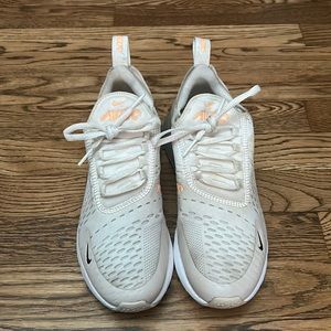 Nike Air Max 270’s Womens 7